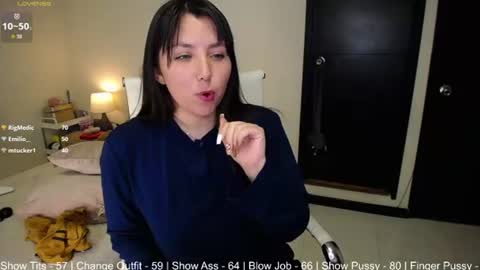 Carolina  online show from August 5, 9:40 am