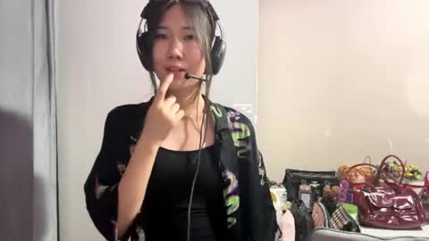 LIl online show from August 3, 3:52 pm