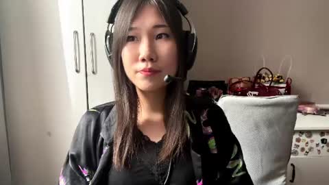 LIl online show from August 4, 9:28 am