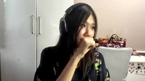 LIl online show from August 4, 1:52 pm