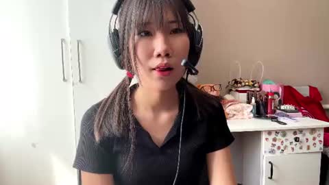 LIl online show from August 18, 8:20 am