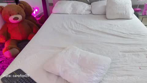 caroline online show from August 14, 8:18 am