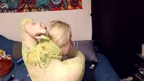 carolinajuggalo17 online show from April 25, 5:13 am