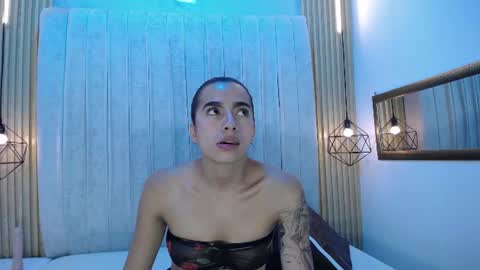 carolinaysebas online show from August 8, 8:53 pm