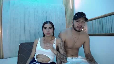carolinaysebas online show from August 12, 4:42 pm