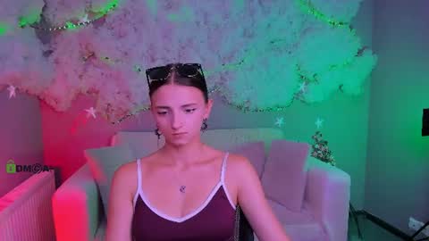 Caroline online show from September 3, 12:30 pm