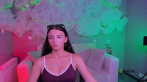 Caroline online show from September 3, 3:48 pm