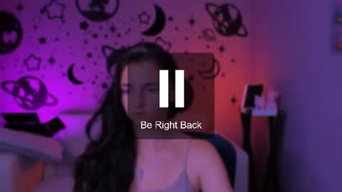 Caroline online show from September 7, 9:21 pm