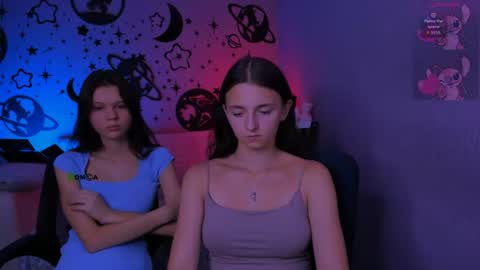 Caroline online show from September 8, 1:40 pm