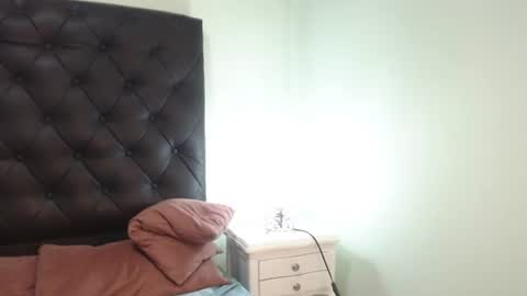 Caroline  online show from August 7, 2:44 am