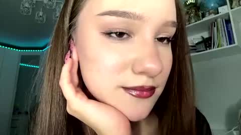 carolynescuito online show from September 4, 3:49 pm