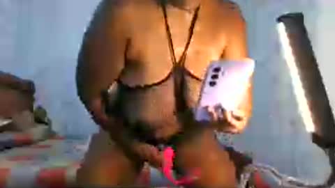 carrie_goddess online show from August 1, 5:02 am