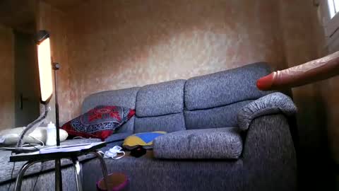 carrie_goddess online show from August 9, 1:01 pm