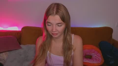 carriebradshawww online show from August 10, 10:22 pm