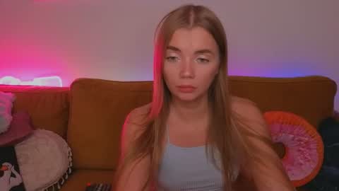 carriebradshawww online show from August 11, 8:00 pm