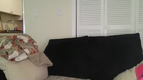 Casey Lakes online show from August 17, 1:27 pm