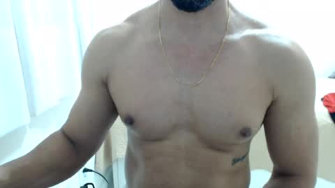 cashmastermuscle77 online show from August 8, 4:34 am