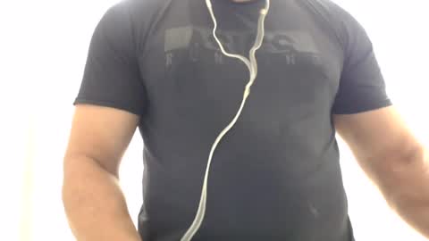 cashmastermuscle77 online show from August 13, 12:30 pm