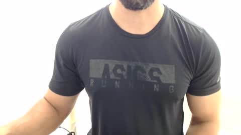 cashmastermuscle77 online show from August 13, 6:22 pm