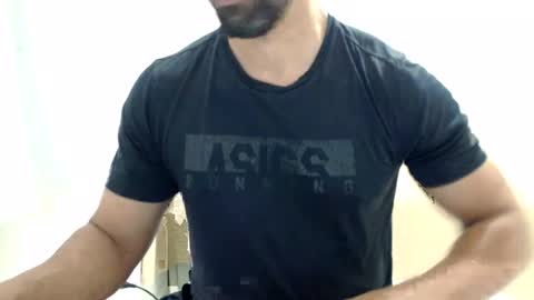 cashmastermuscle77 online show from August 14, 8:12 pm