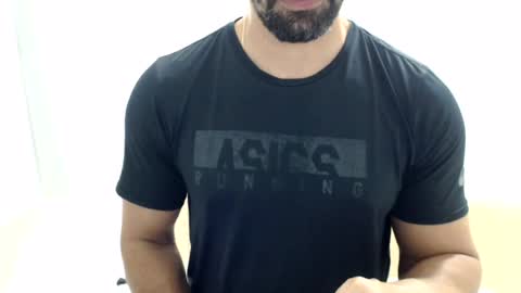 cashmastermuscle77 online show from August 15, 2:32 pm