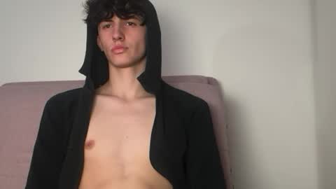 cashmasterparis online show from July 29, 10:50 pm