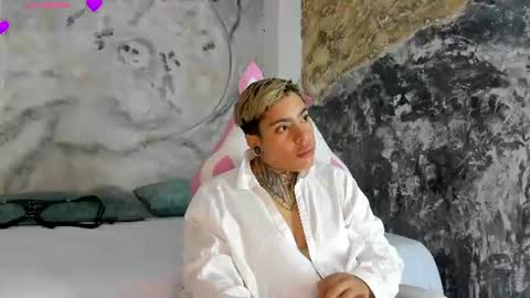 Casper online show from August 16, 1:26 pm