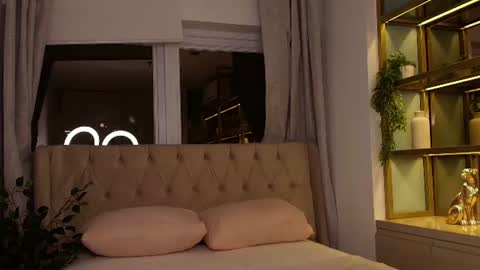 cassandra_avery online show from July 1, 8:54 pm
