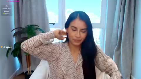 cassandra_avery online show from August 13, 1:58 pm