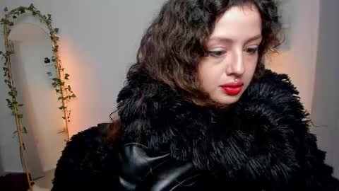 Cassie Cain online show from July 28, 3:56 am