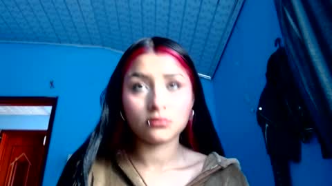 cassandra online show from August 9, 3:57 pm