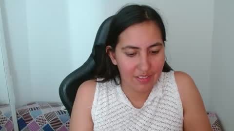 cassandra_ruizz online show from July 19, 3:41 am