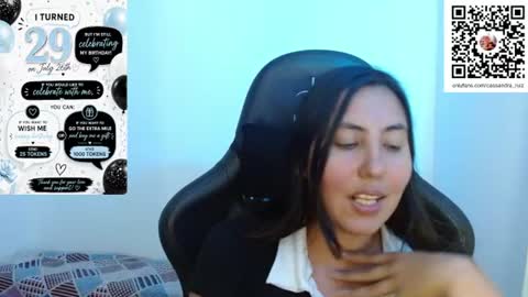 cassandra_ruizz online show from July 31, 4:19 am
