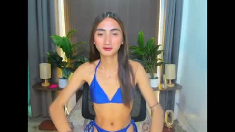 cassandrafoxxx online show from June 17, 12:04 pm