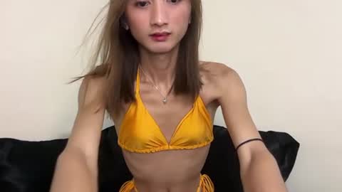 cassandrafoxxx online show from August 17, 7:19 pm