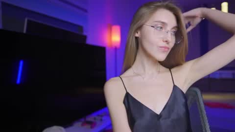 Call me Miss online show from September 6, 5:19 pm