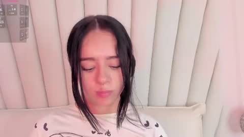cassie666_ online show from August 13, 9:56 am