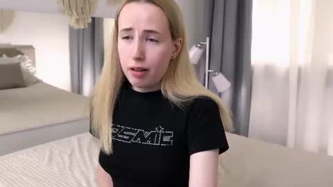 Cassie online show from August 11, 9:28 pm