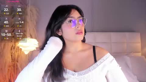 Cassie  online show from August 15, 3:32 am