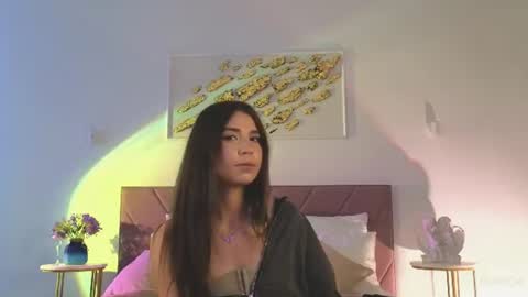 cassielaurence online show from August 15, 12:09 pm