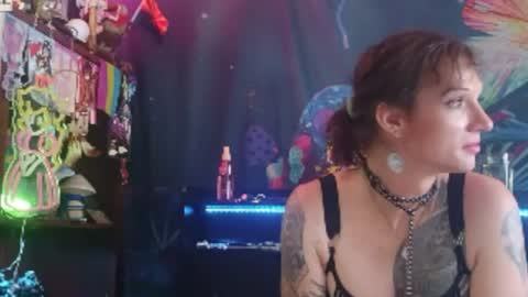 cassiemichelle online show from August 1, 9:10 pm
