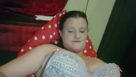 cassyesin online show from July 29, 8:05 pm
