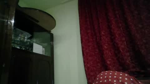 cassyesin online show from August 2, 9:33 pm