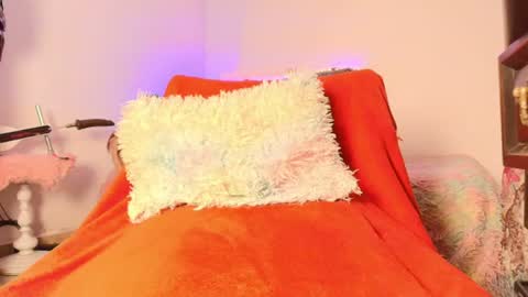 cat_nasty online show from August 10, 7:15 pm