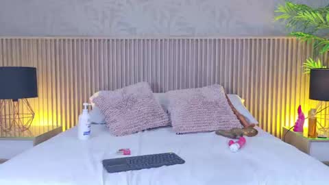 Dani   online show from August 6, 9:14 pm