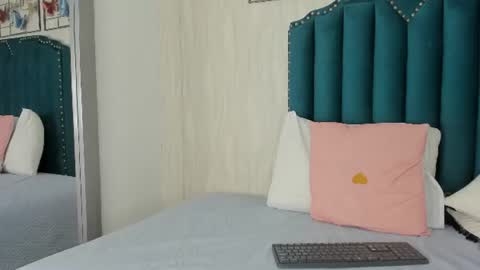 Cataleya online show from August 14, 1:48 pm