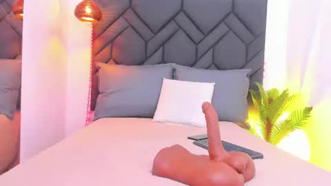 cataleya_marin_ online show from August 8, 9:53 am