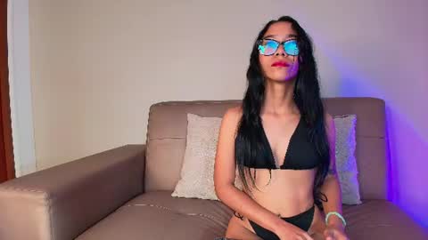 catalinahudson online show from July 21, 3:43 am