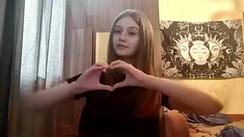 catalinarasool online show from August 10, 3:35 pm