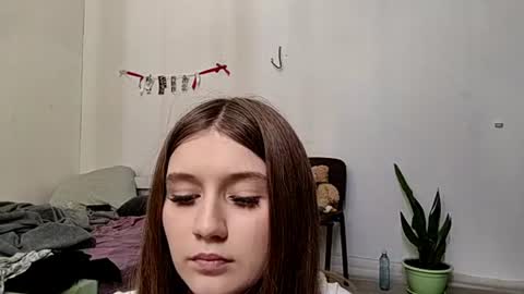 catalinarasool online show from August 12, 12:51 pm